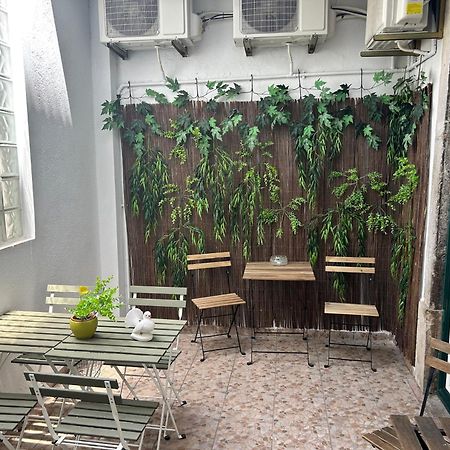 Farol Bed And Breakfast Алмада Екстериор снимка