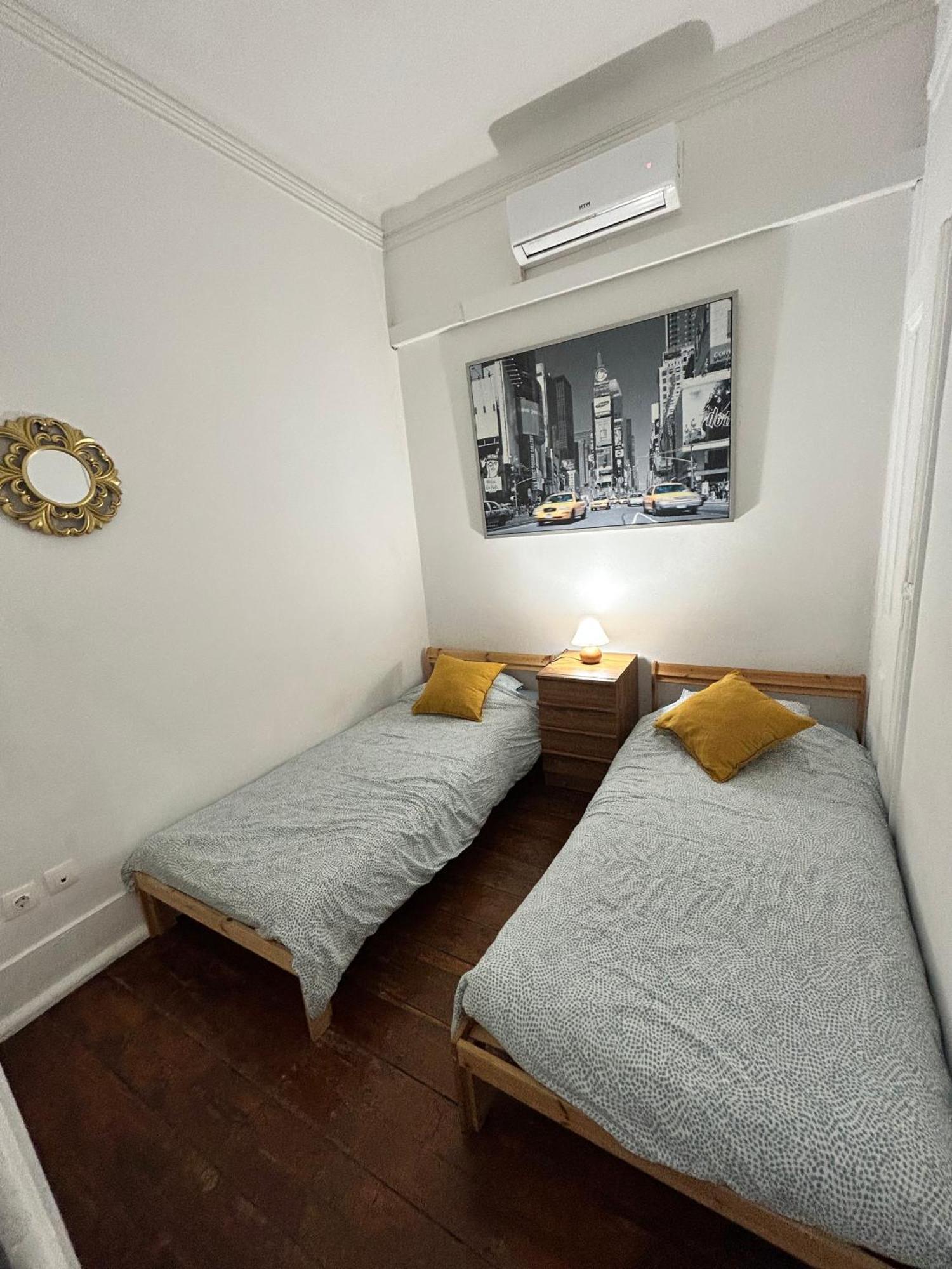Farol Bed And Breakfast Алмада Екстериор снимка