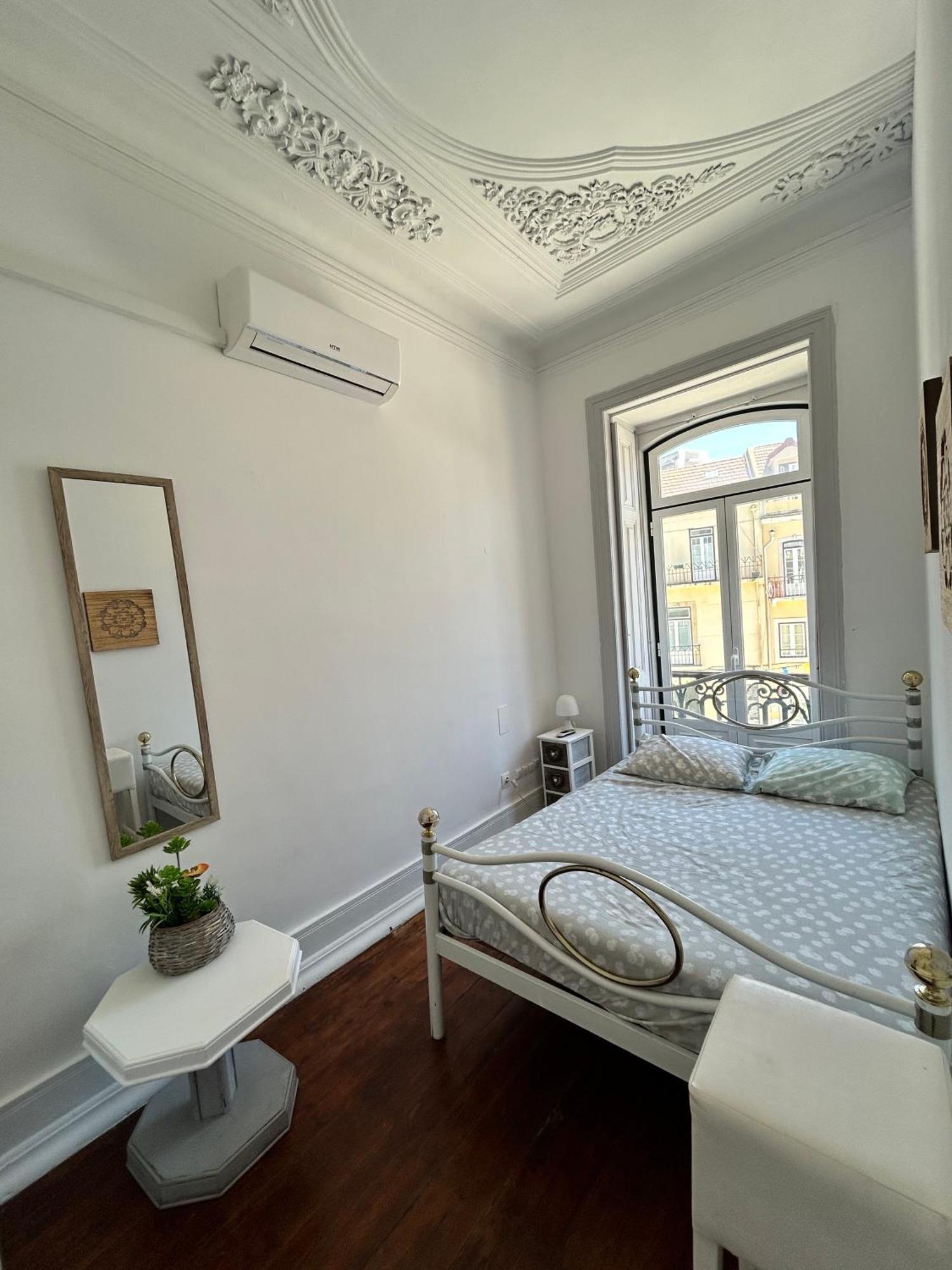 Farol Bed And Breakfast Алмада Екстериор снимка